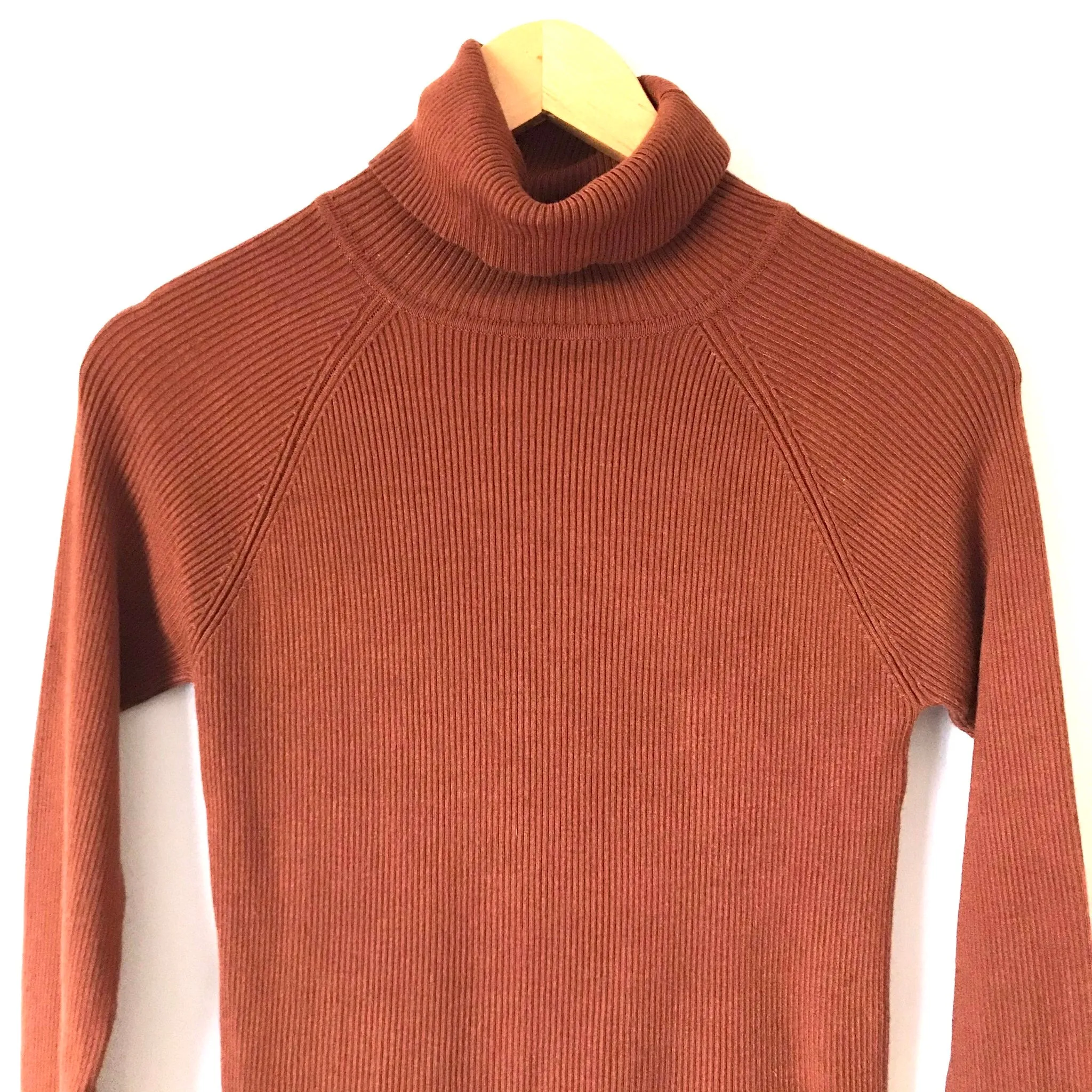 525 America Brown Ribbed Turtleneck- Size S