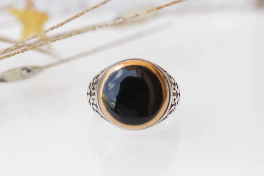 CHEVALIER RING