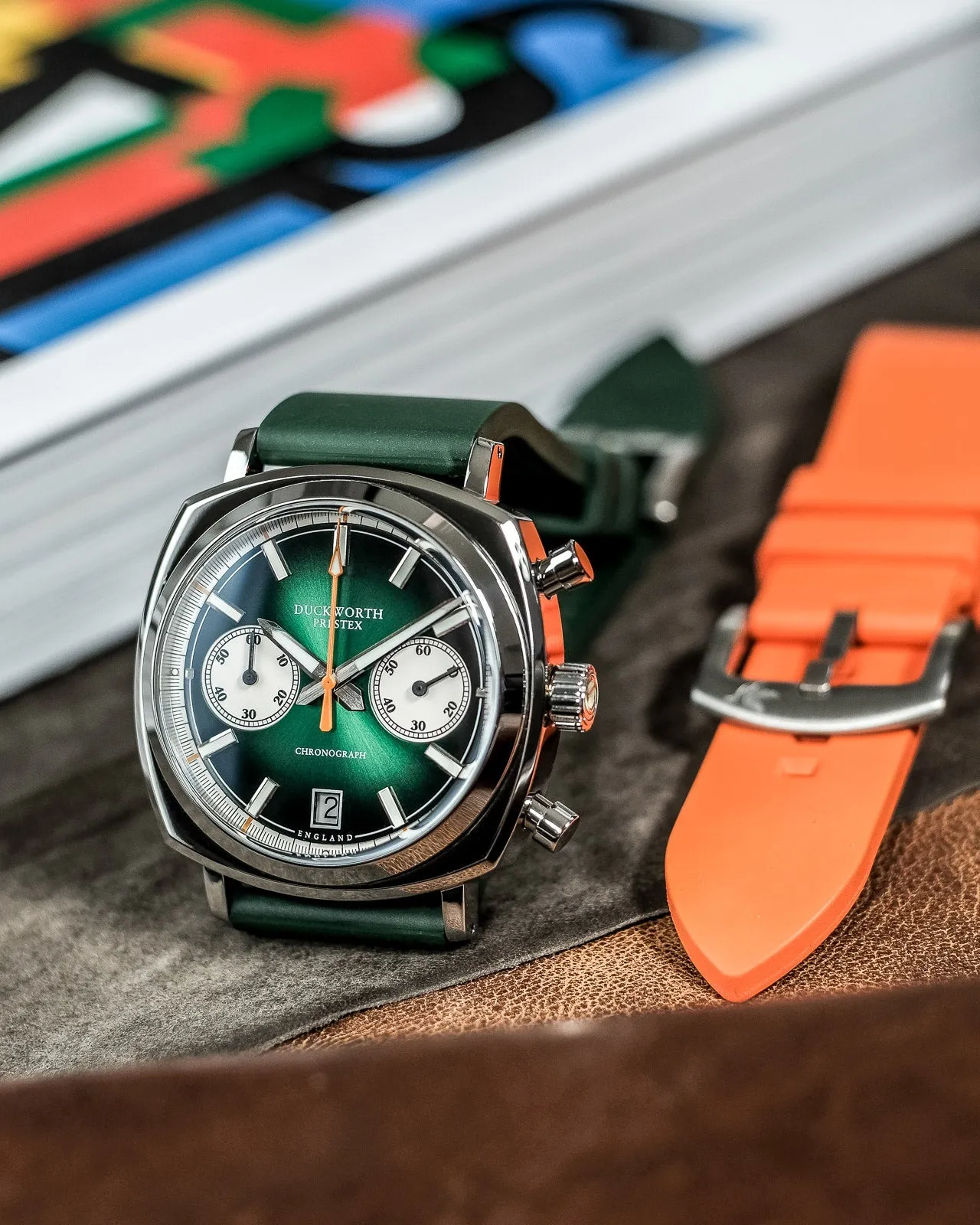 DP Watch Chronograph 42 Green Green Rubber