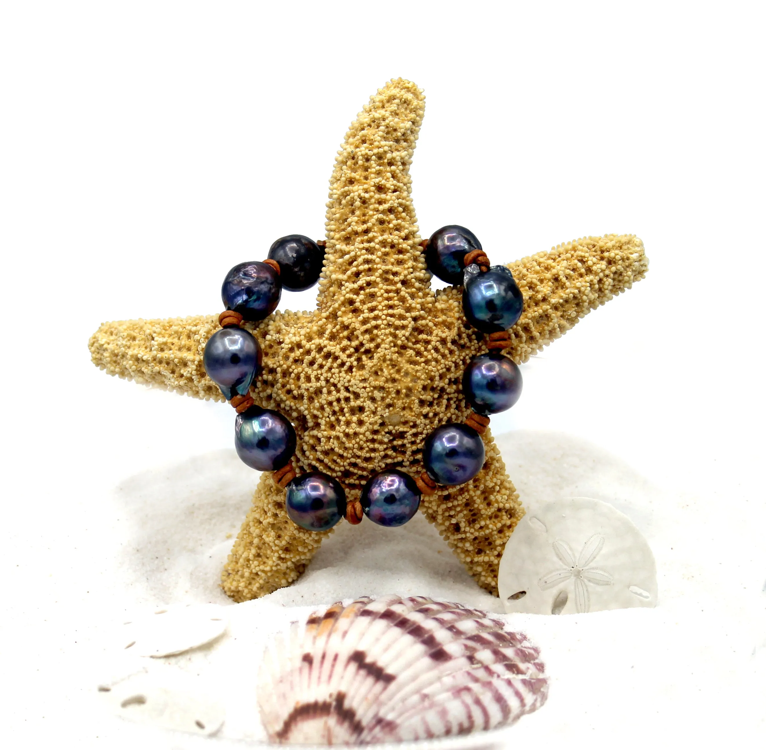 HC Handcrafted Black Pearl Bracelet -Single