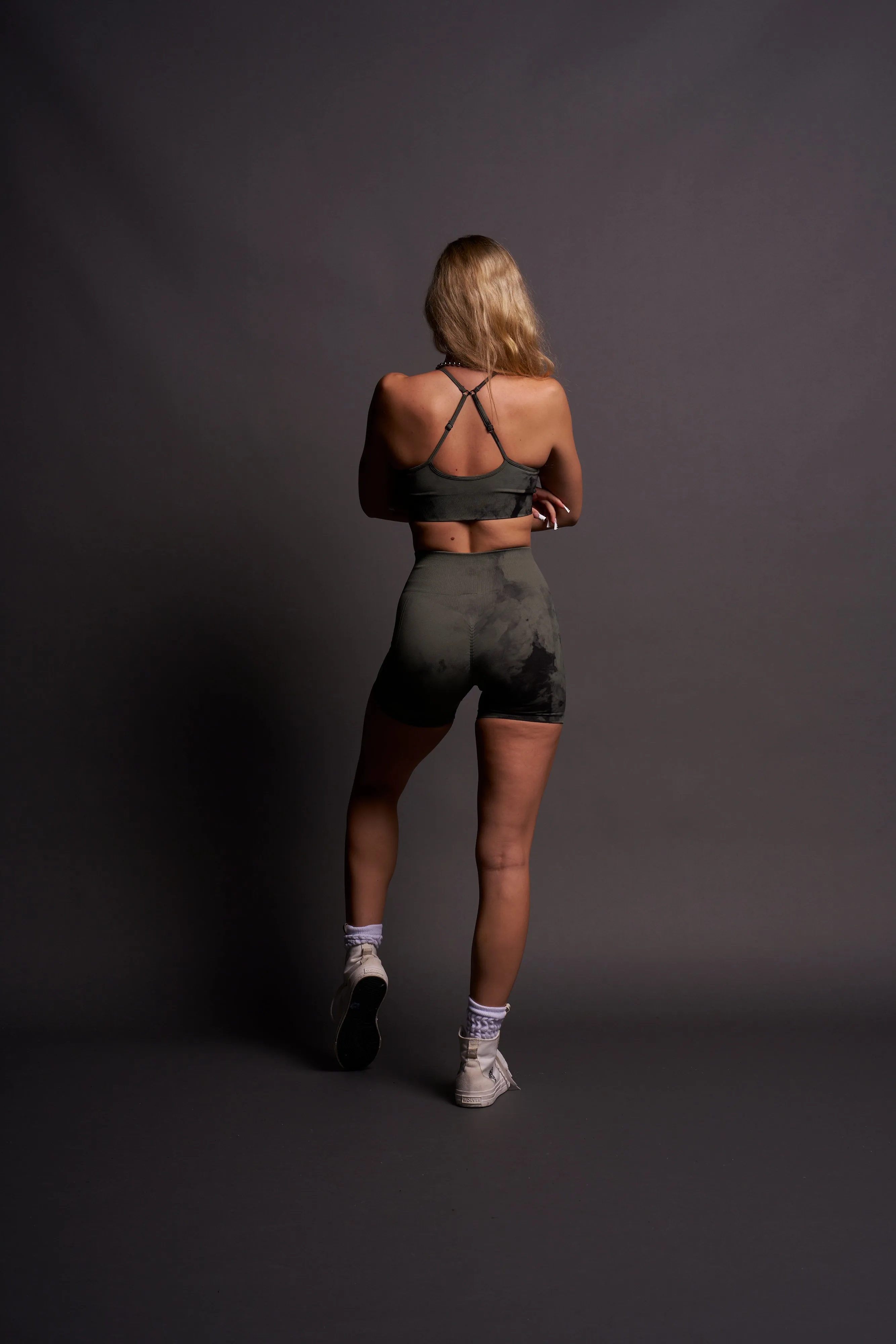 IYKYK "Everson Seamless" Sports Bra in Hunter Green Ghost Clouds
