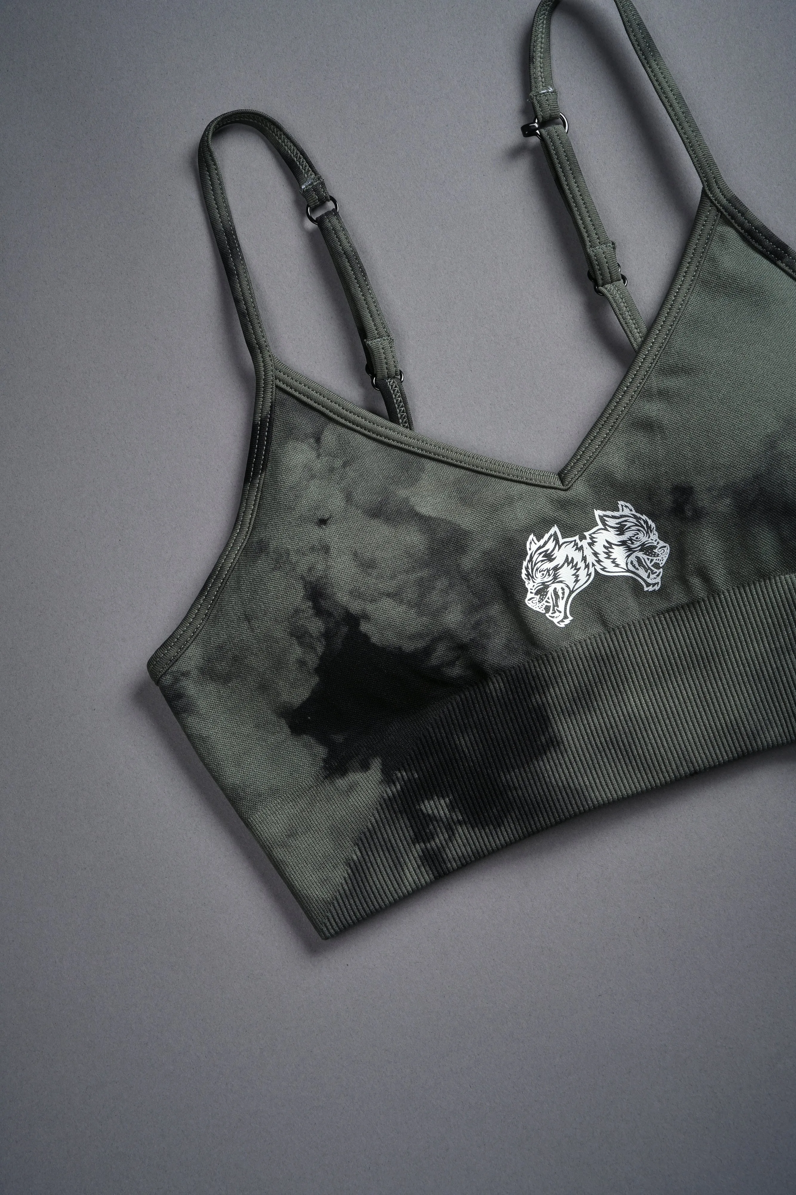 IYKYK "Everson Seamless" Sports Bra in Hunter Green Ghost Clouds