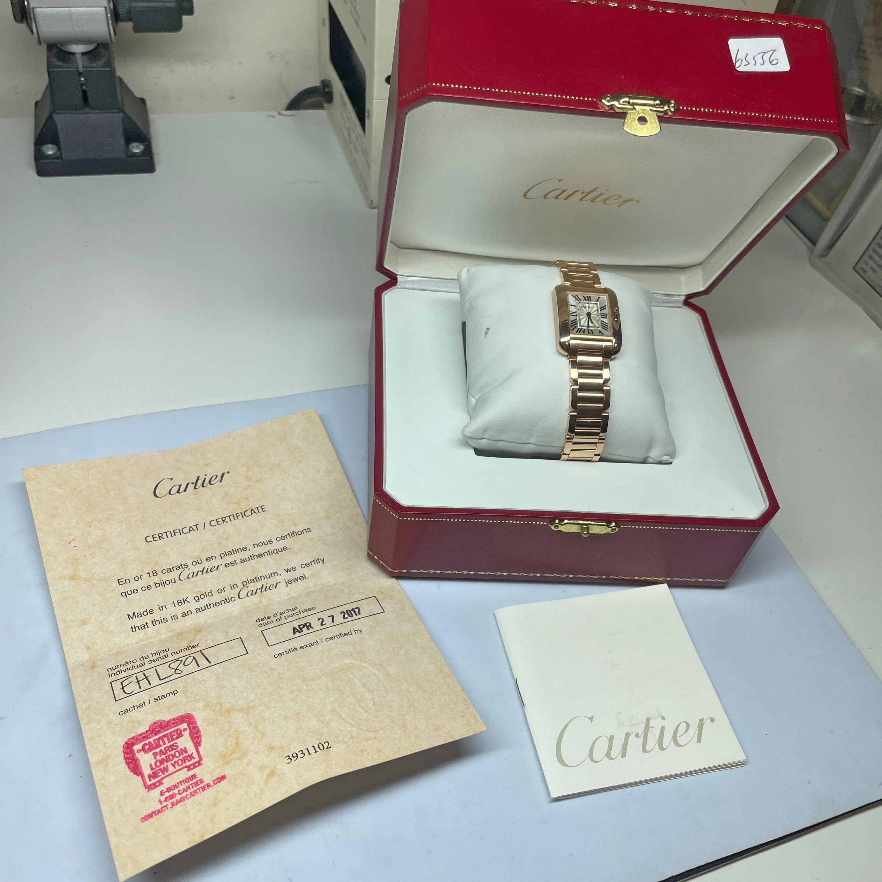 Pre-Owned Cartier Tank Anglaise 18k Rose Gold Quartz Watch W5310013