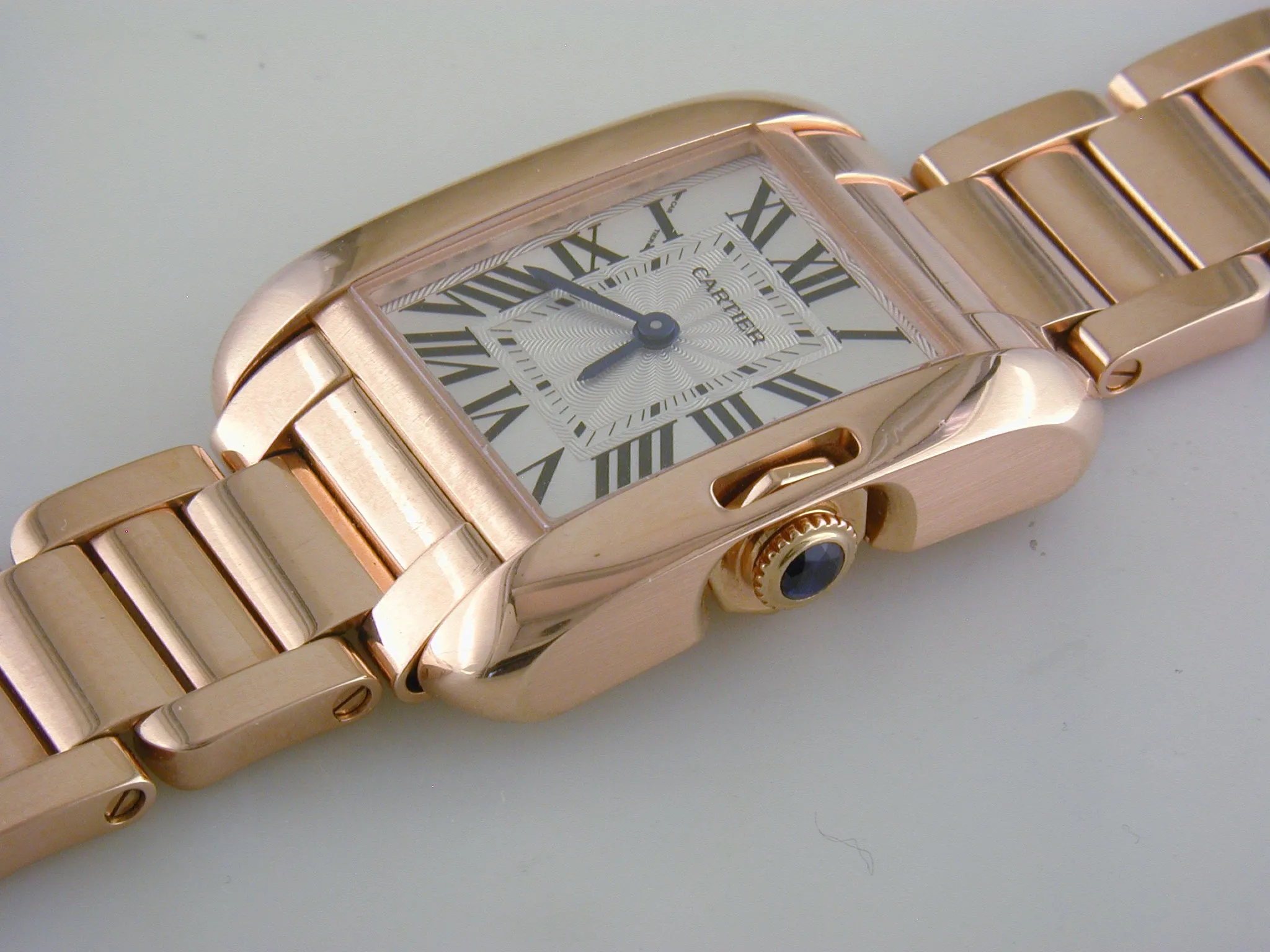 Pre-Owned Cartier Tank Anglaise 18k Rose Gold Quartz Watch W5310013