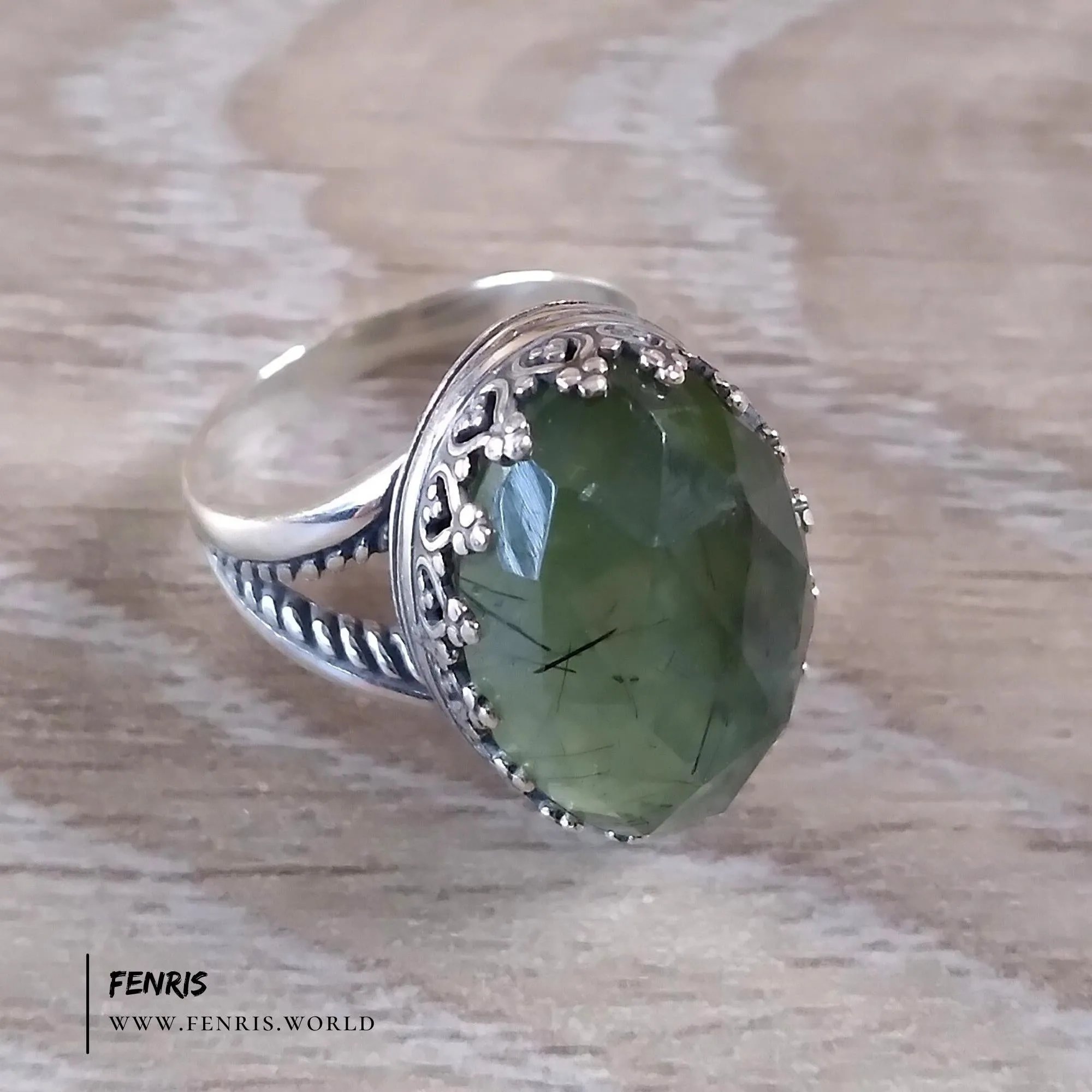 Rutilated Prehnite 925 Sterling Silver Cocktail Ring - Fenris