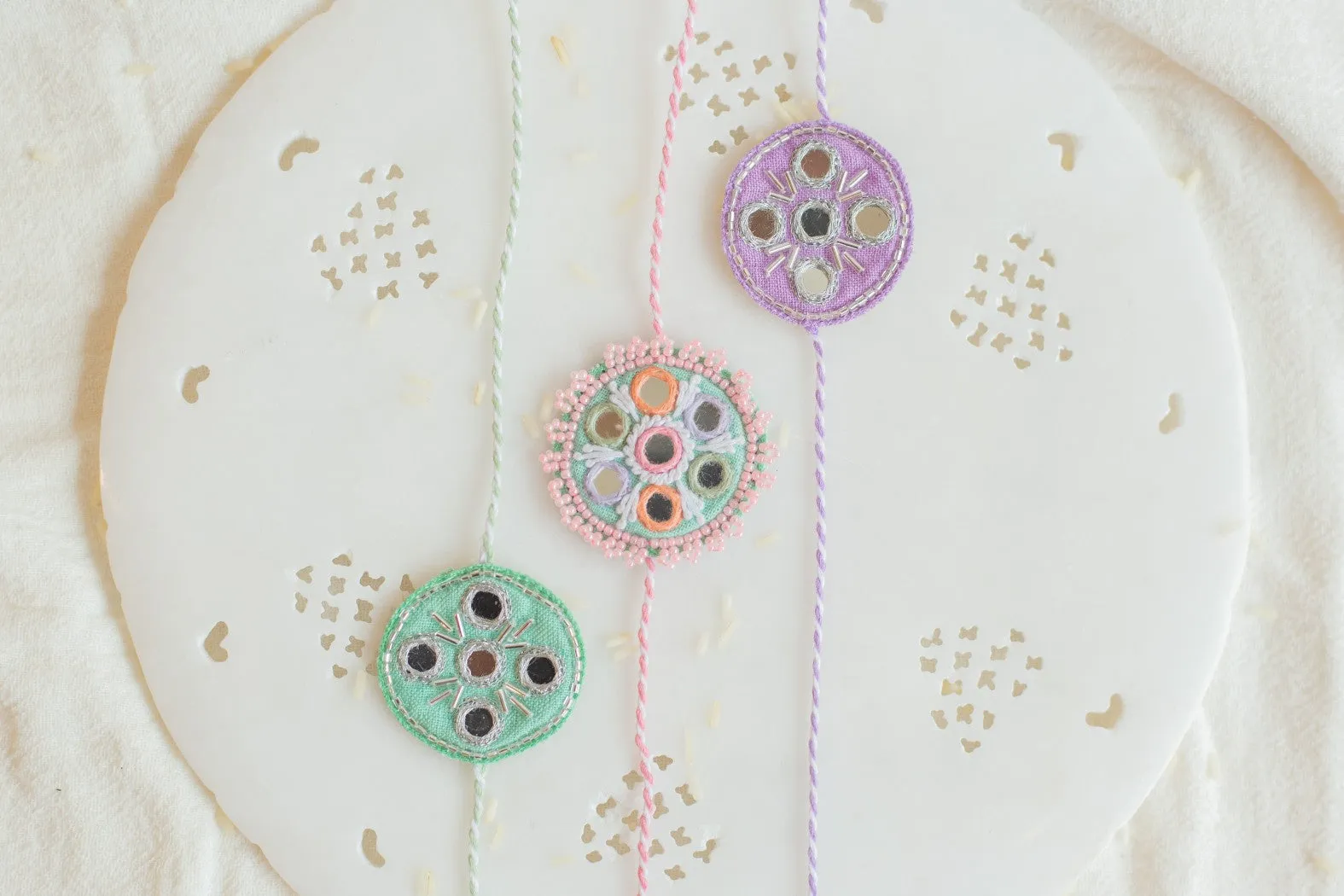 Shesha Rakhi (Set of 3)