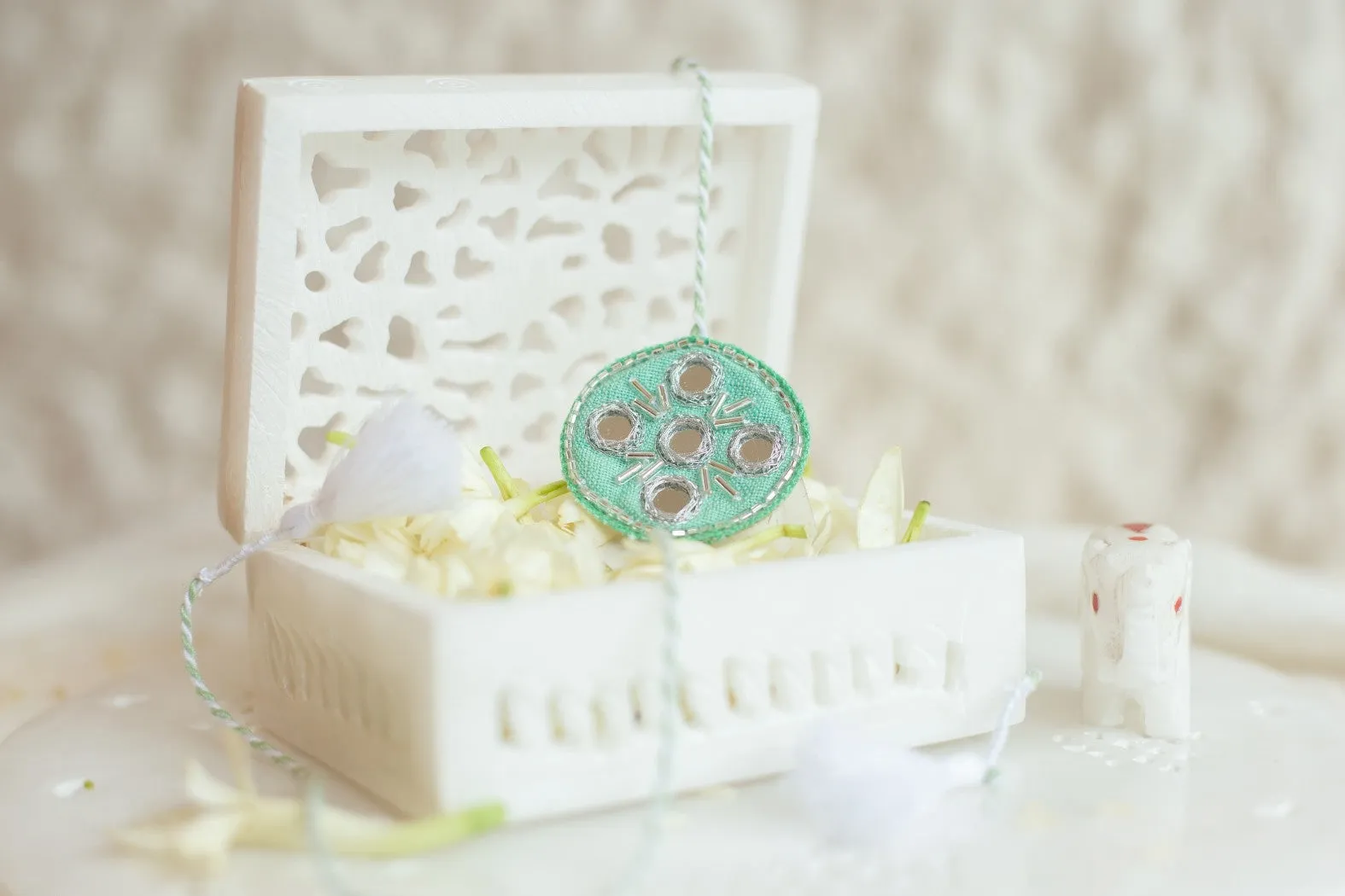 Shesha Rakhi (Set of 3)