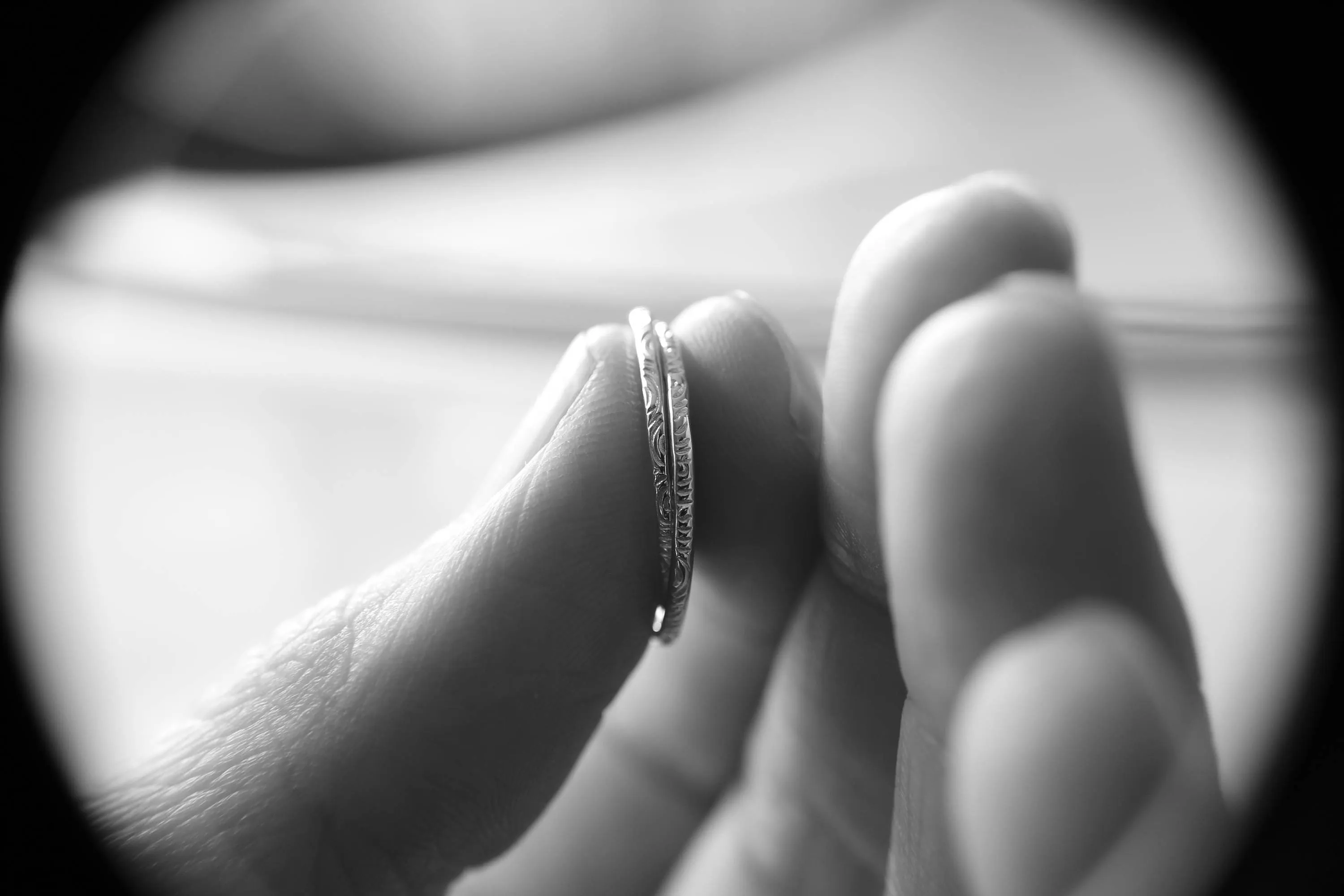 Textured Interlocking Rings, Thumb Ring, Thumb Ring, Textured Rings, Rolling Ring, Stacking Ring, Minimalist Ring, Unique Ring, Interlocking