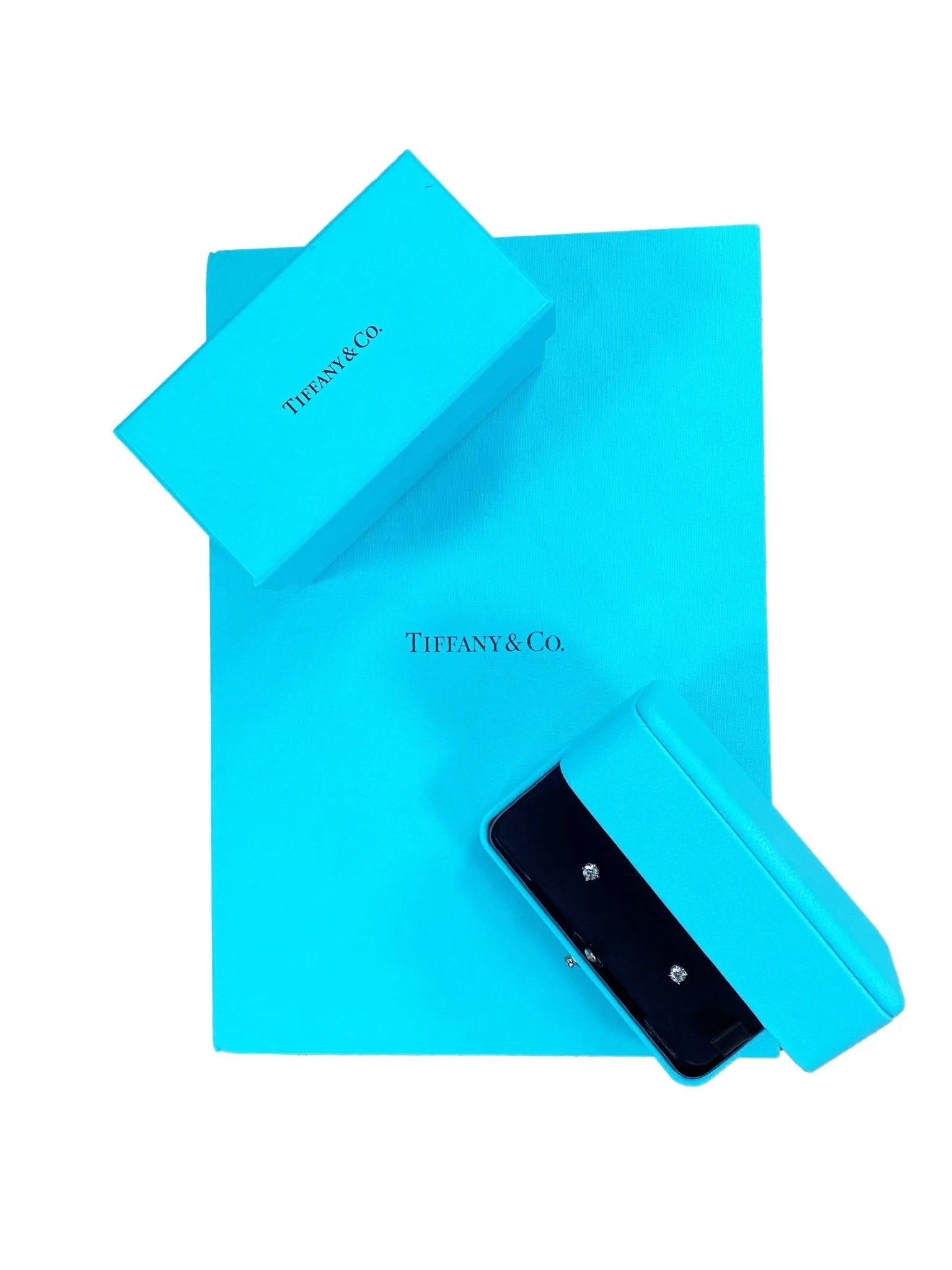 Tiffany Certificated Brilliant Cut Diamond Earstuds