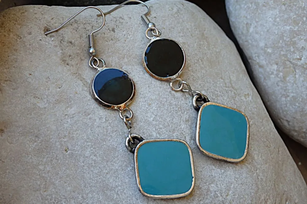 Turquoise and Black Dangle Earrings