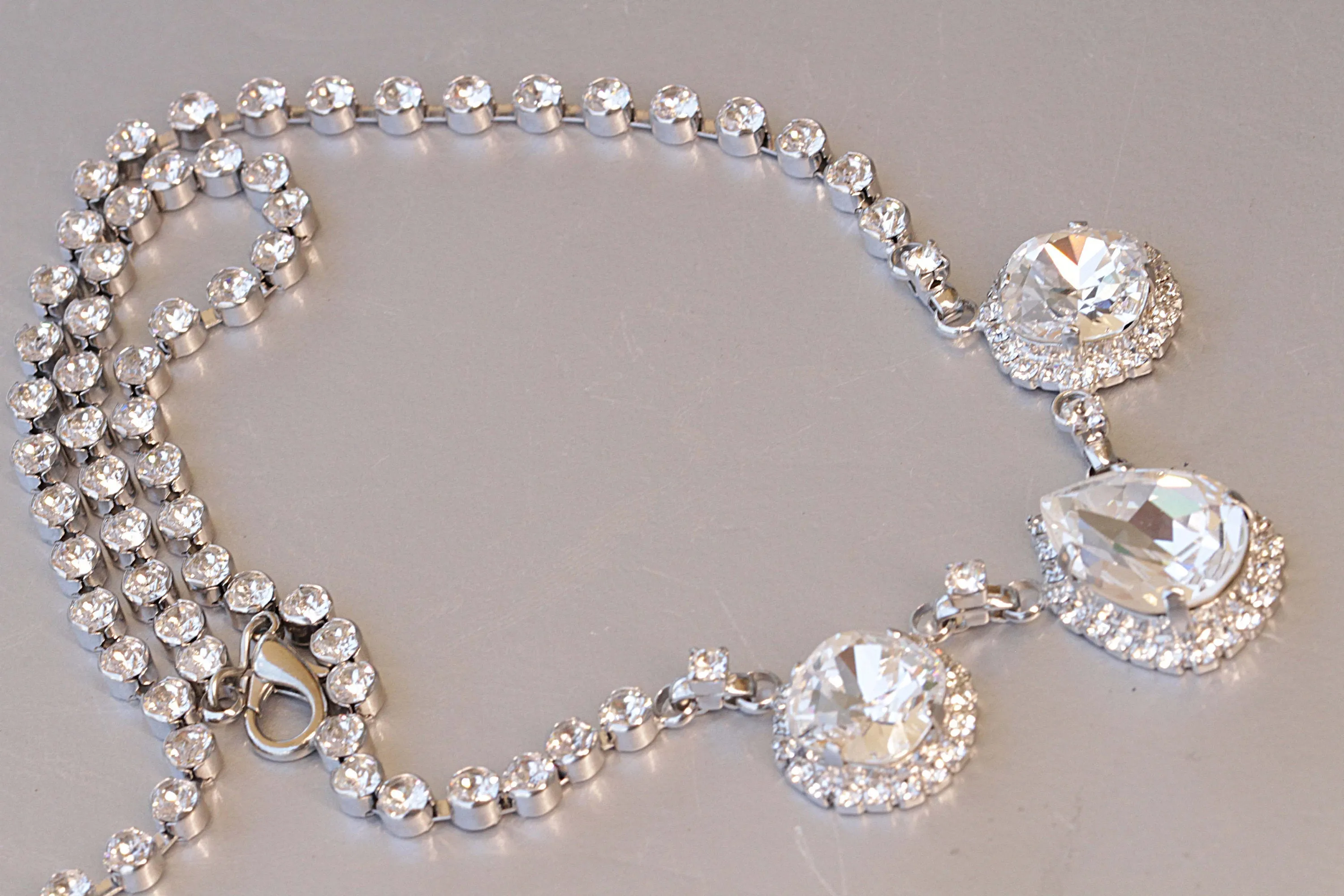 WEDDING CRYSTAL NECKLACE