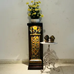 Wooden pedestal : Ruhana 10